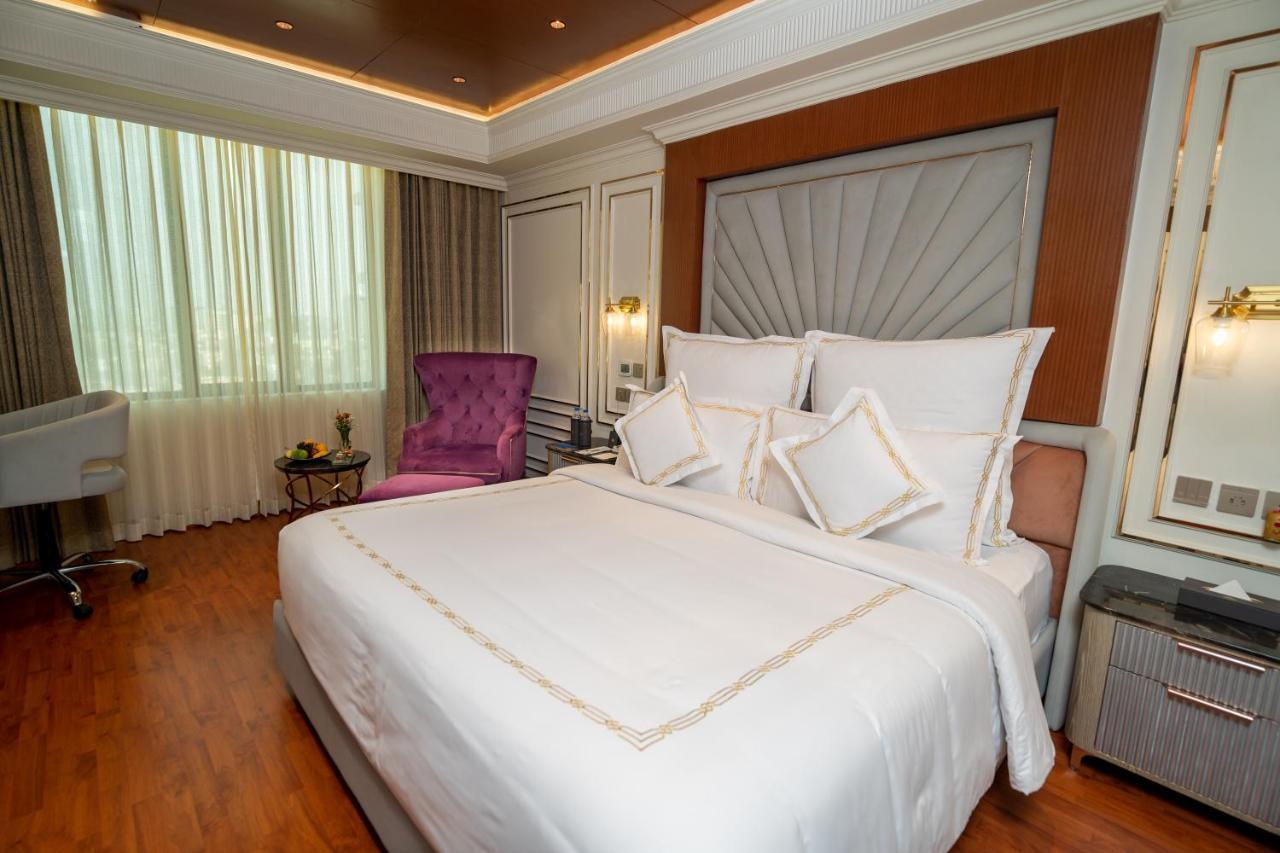 The Accord Metropolitan Hotel Chennai Exterior photo