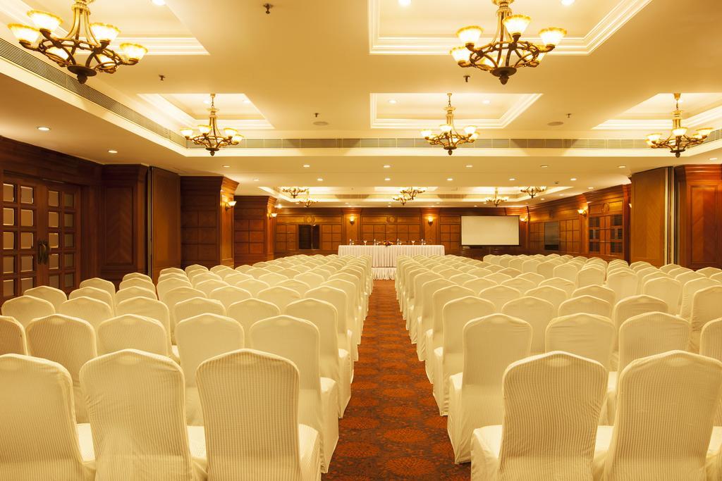The Accord Metropolitan Hotel Chennai Exterior photo